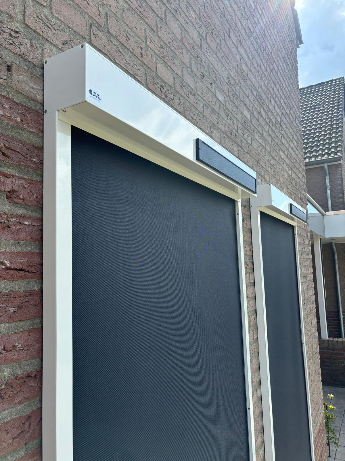 Detail van een strak gemonteerde screen